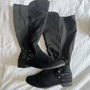 Torrid Wide Width Wide Calf Black Zip Up Boots | Size 11W